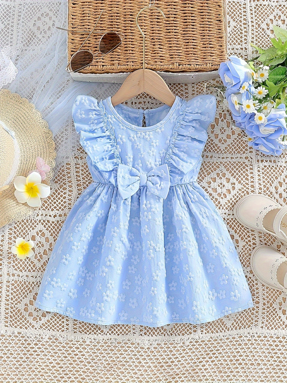 Baby Girls' Floral Texture Dress with Ruffled Shoulders and a Front Bow for Summer Family Occasions
