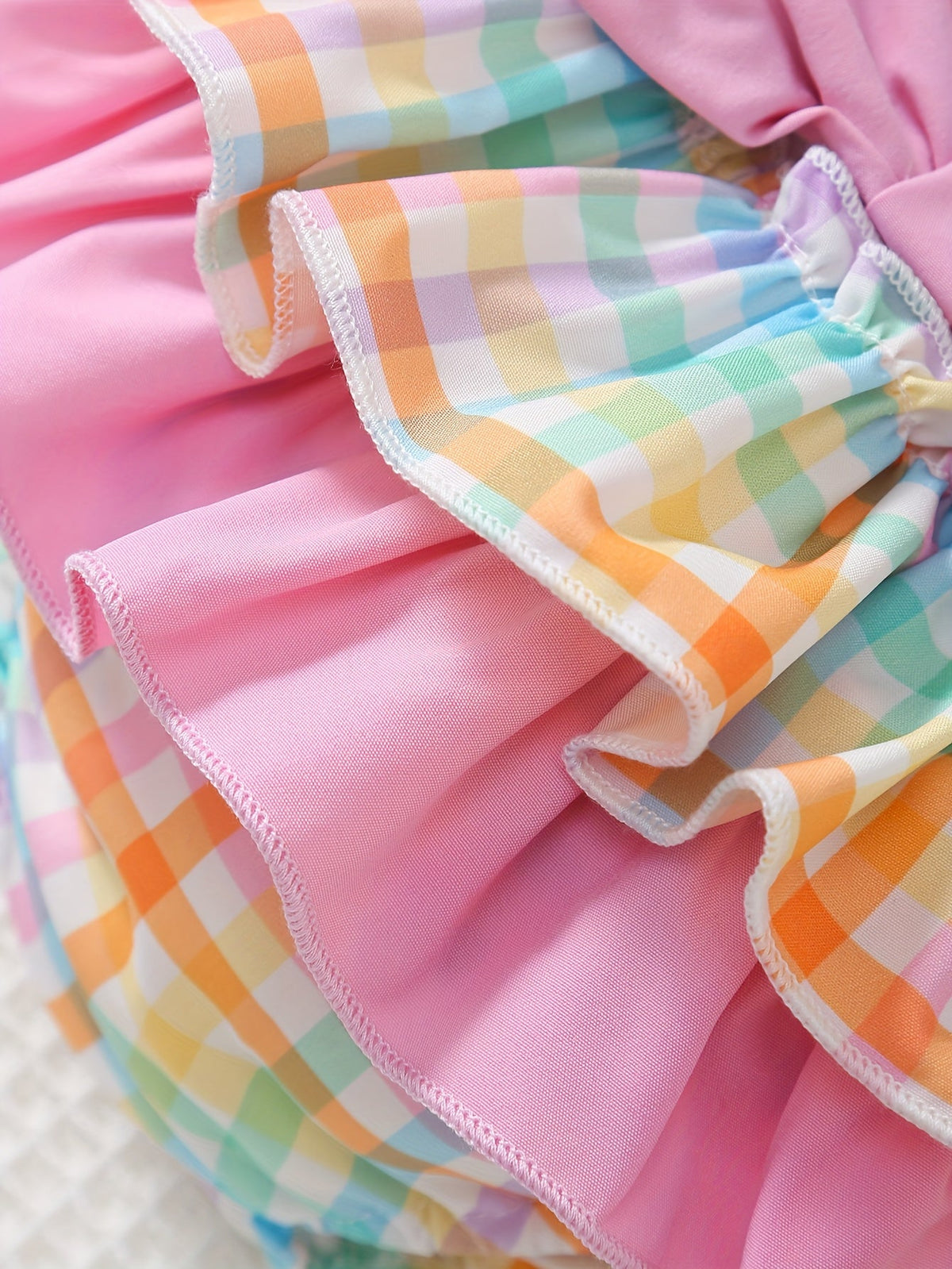 Baby Girls' Pastel Check Outfit Set with Bow Details and a Matching Sun Hat for Summer Outings