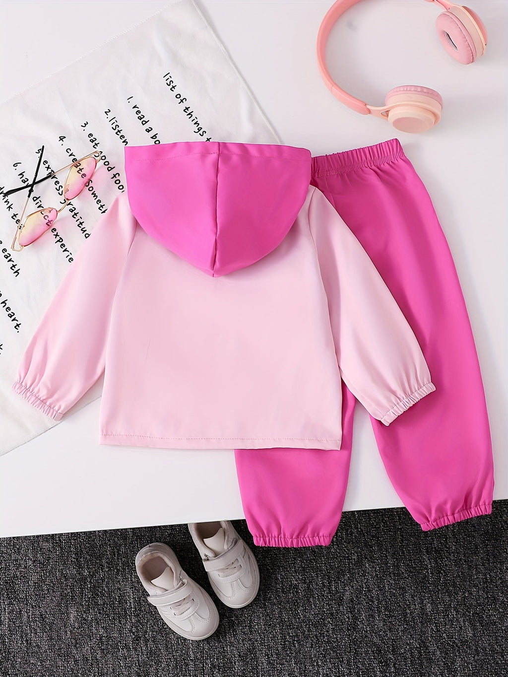Toddler Girls' Pink Colorblock Half Zip Hoodie and Jogger Pants Set with Matching Letter Patch Details