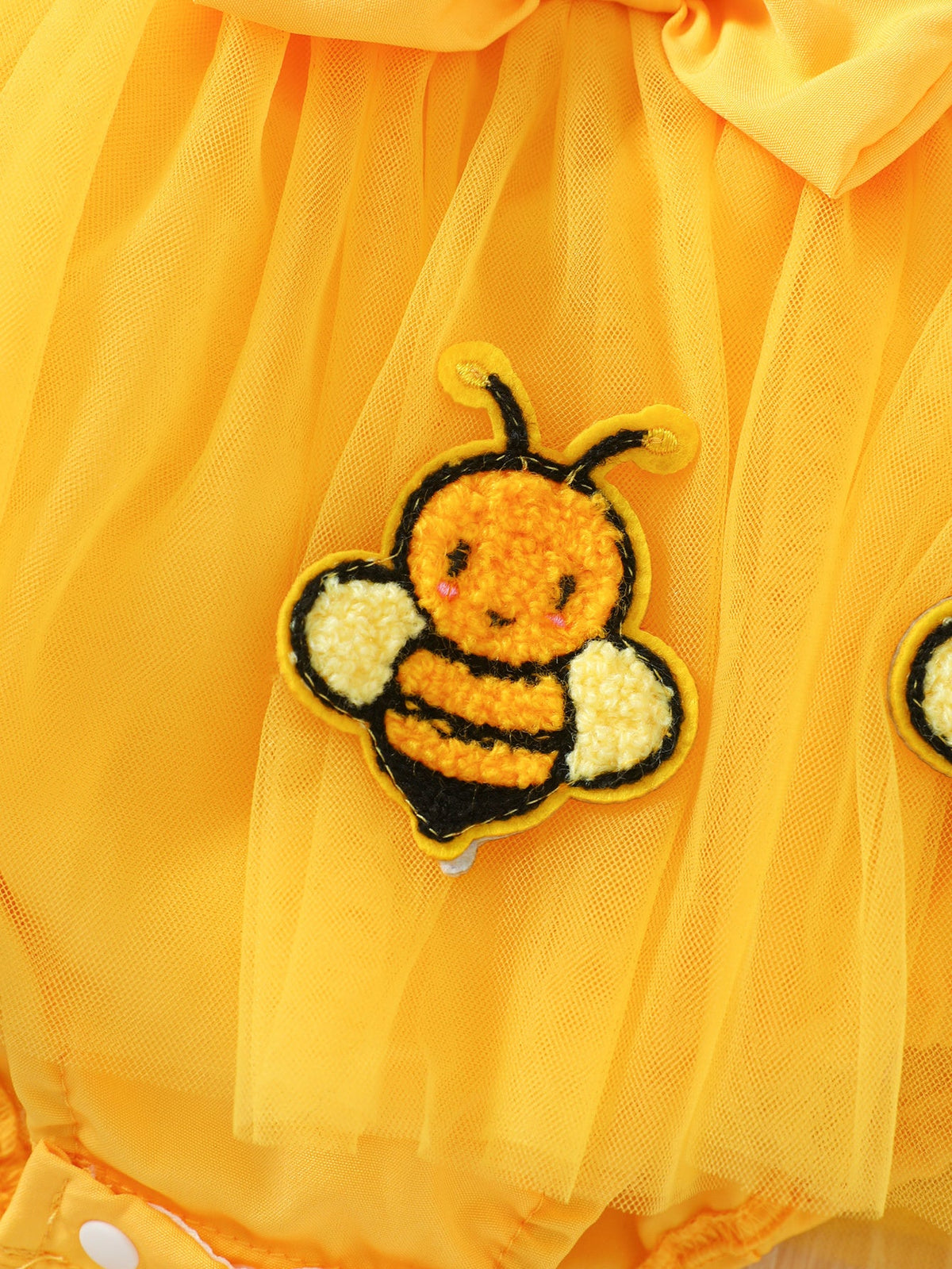 Baby Girls' Yellow Bee Romper and Hat Set with Ruffle Sleeves and a Bow for Sunny-Day Outings