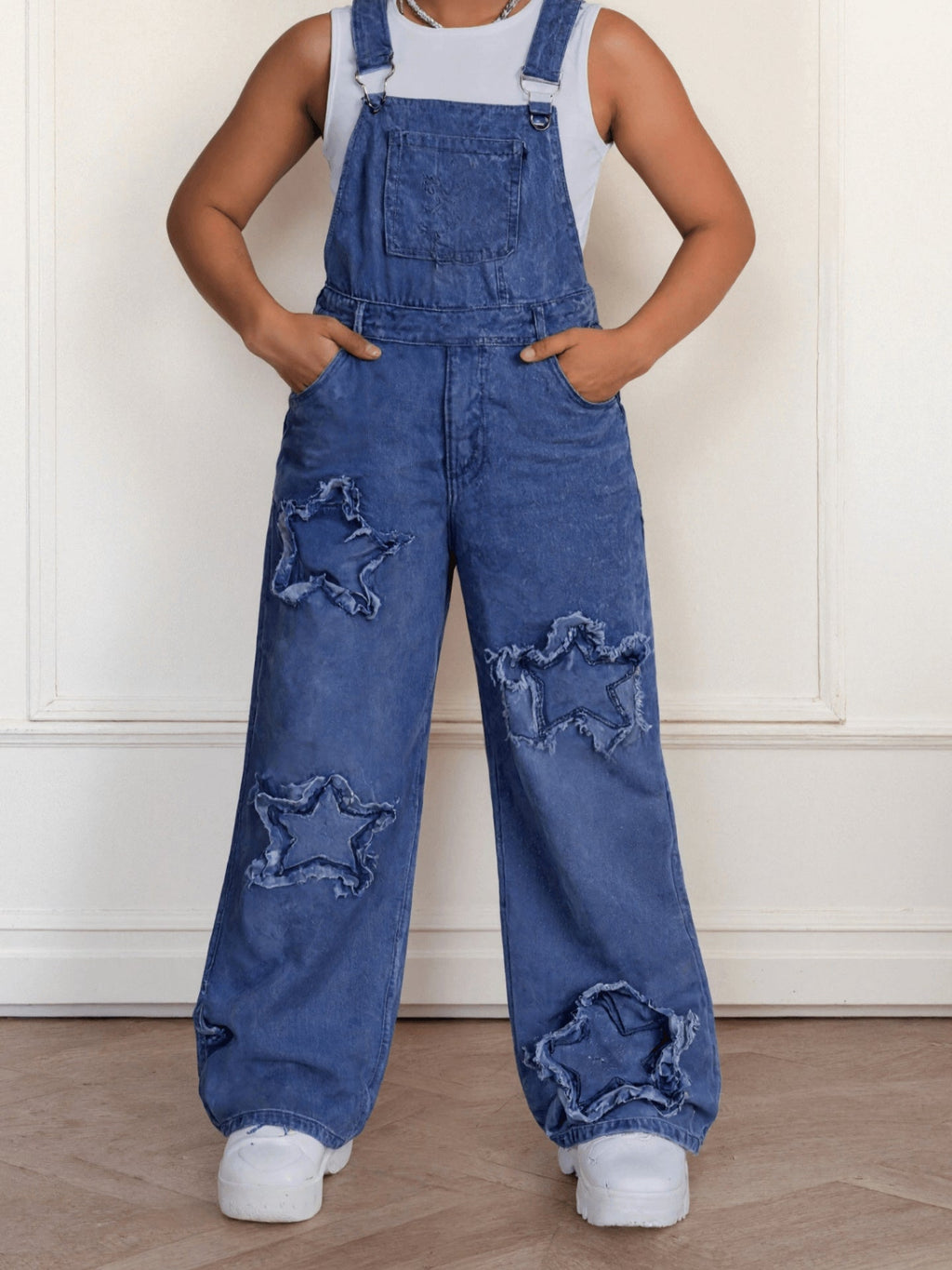 Girls' Star Patch Denim Overalls with Wide Legs and a Bib Pocket in Blue Washes for Casual Layering