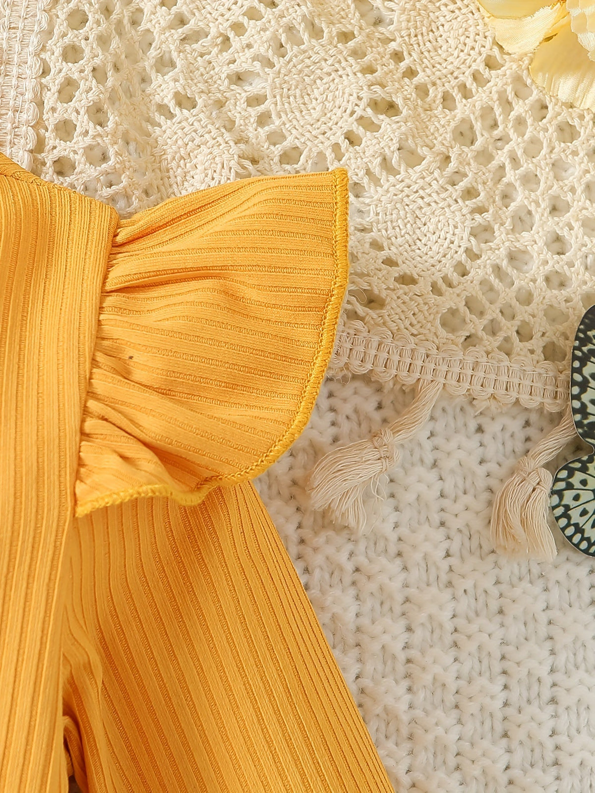 Girls' Bee Print Dress in Yellow with Ruffle Shoulders and Long Sleeves for Spring and Fall Outfits