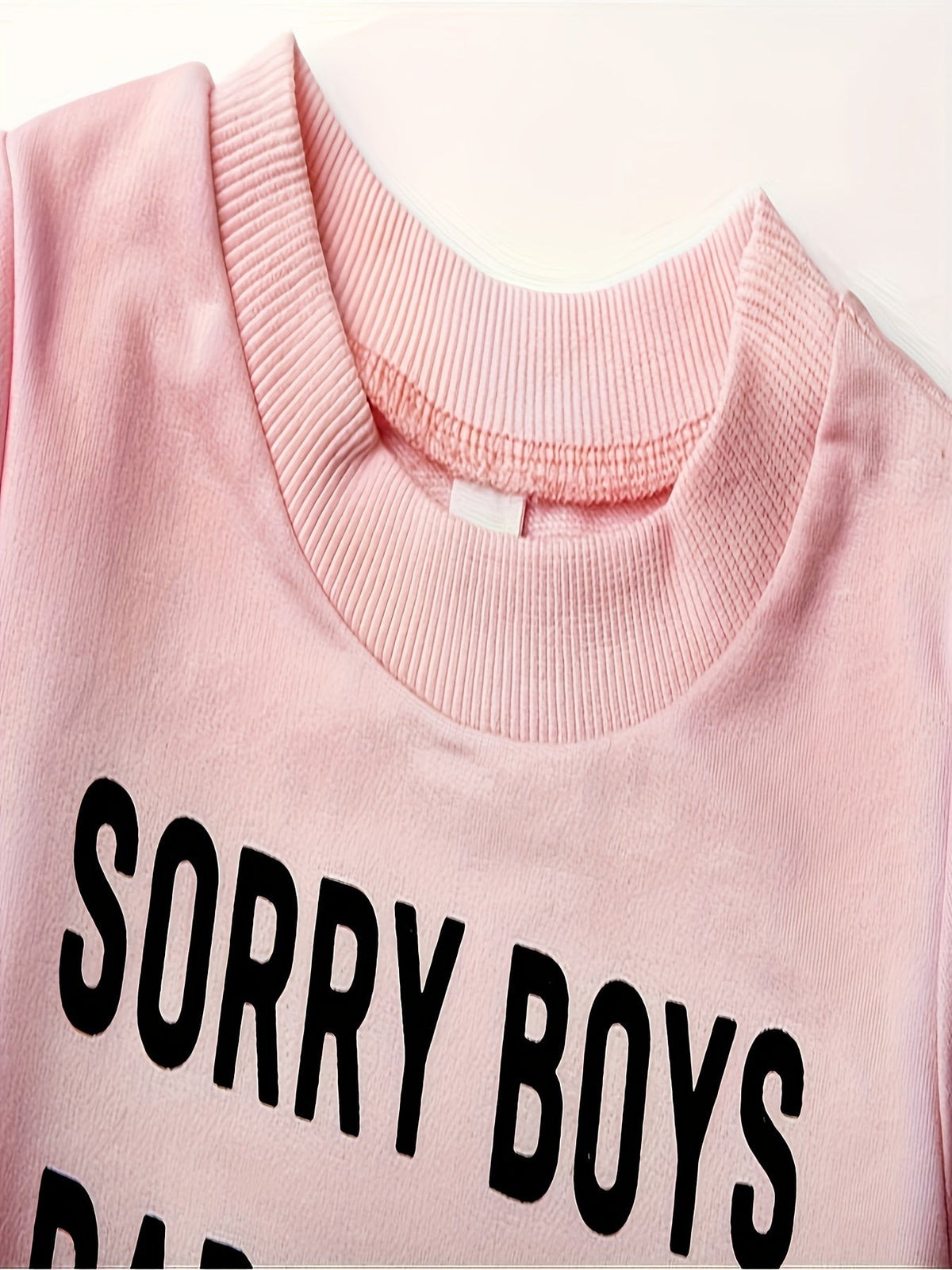 Baby Girls' Three-Piece Outfit Set with a Pink Slogan Top and Leopard Print Pants for Casual Daywear